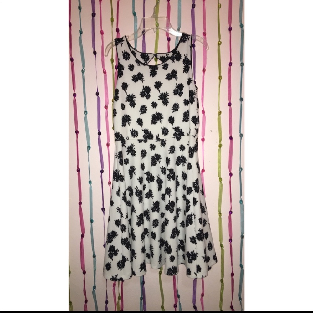 Flower printed dress (size L)